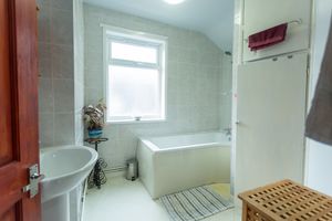 Photo 16- click for photo gallery